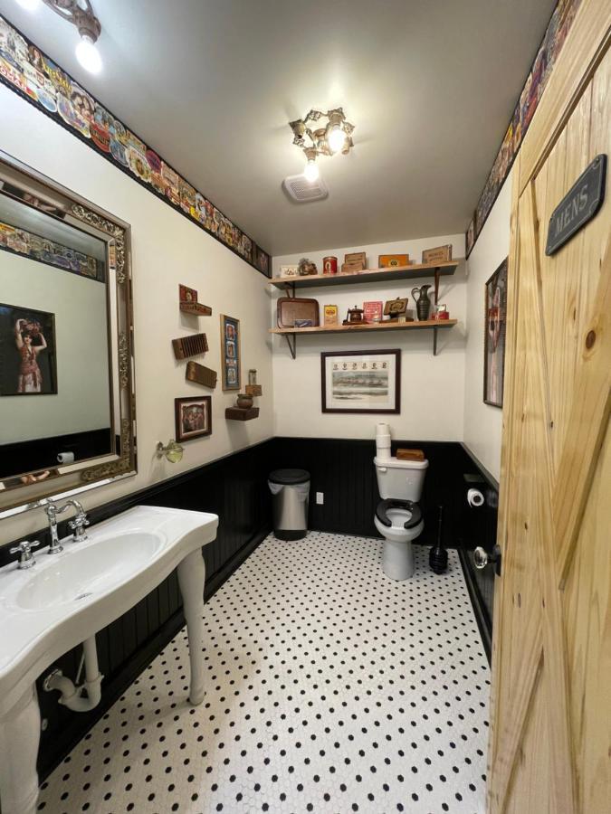 Beard And Lady Inn Chester Екстер'єр фото
