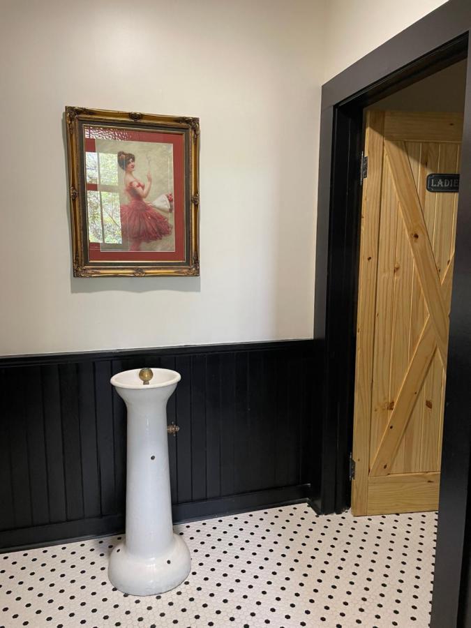 Beard And Lady Inn Chester Екстер'єр фото