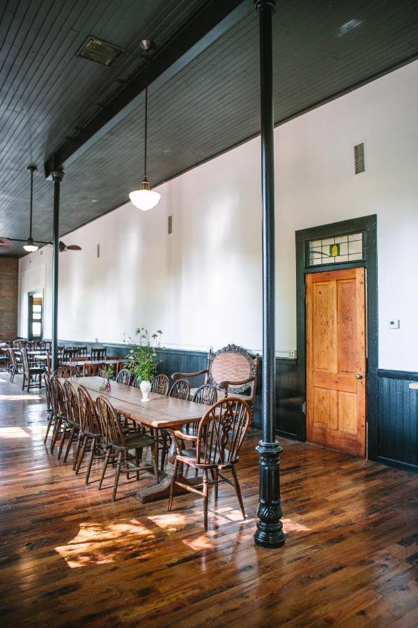 Beard And Lady Inn Chester Екстер'єр фото